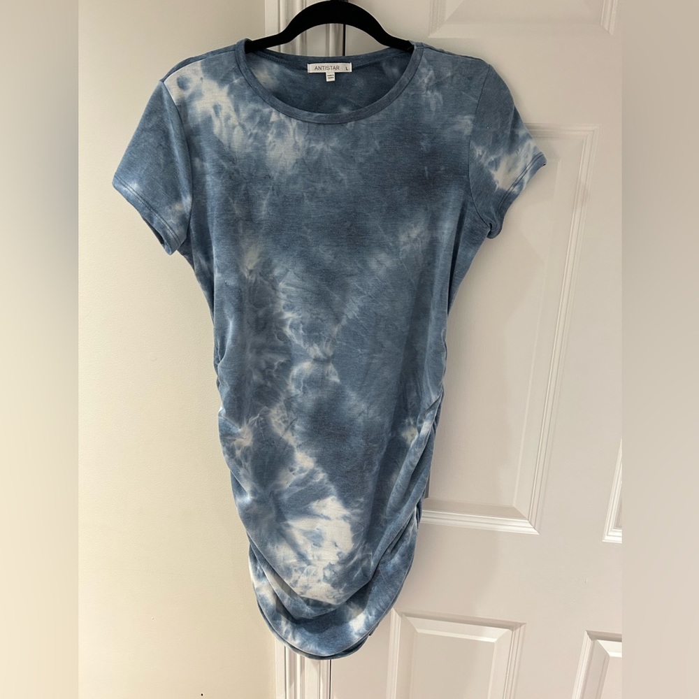 Antistar dress. Size large. Preowned